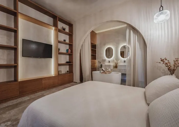 Casa Chomak - Colonial Luxury With A Private Outdoor Pool And Parking In Central Merida